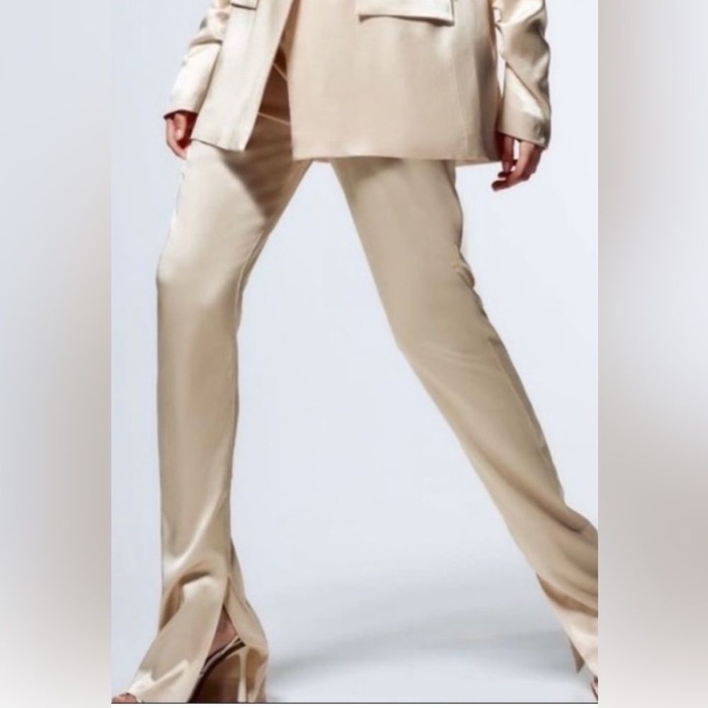 Zara Ivory Cream Satin High Waist Slim Split Leg Pants Bloggers S NWT Mango